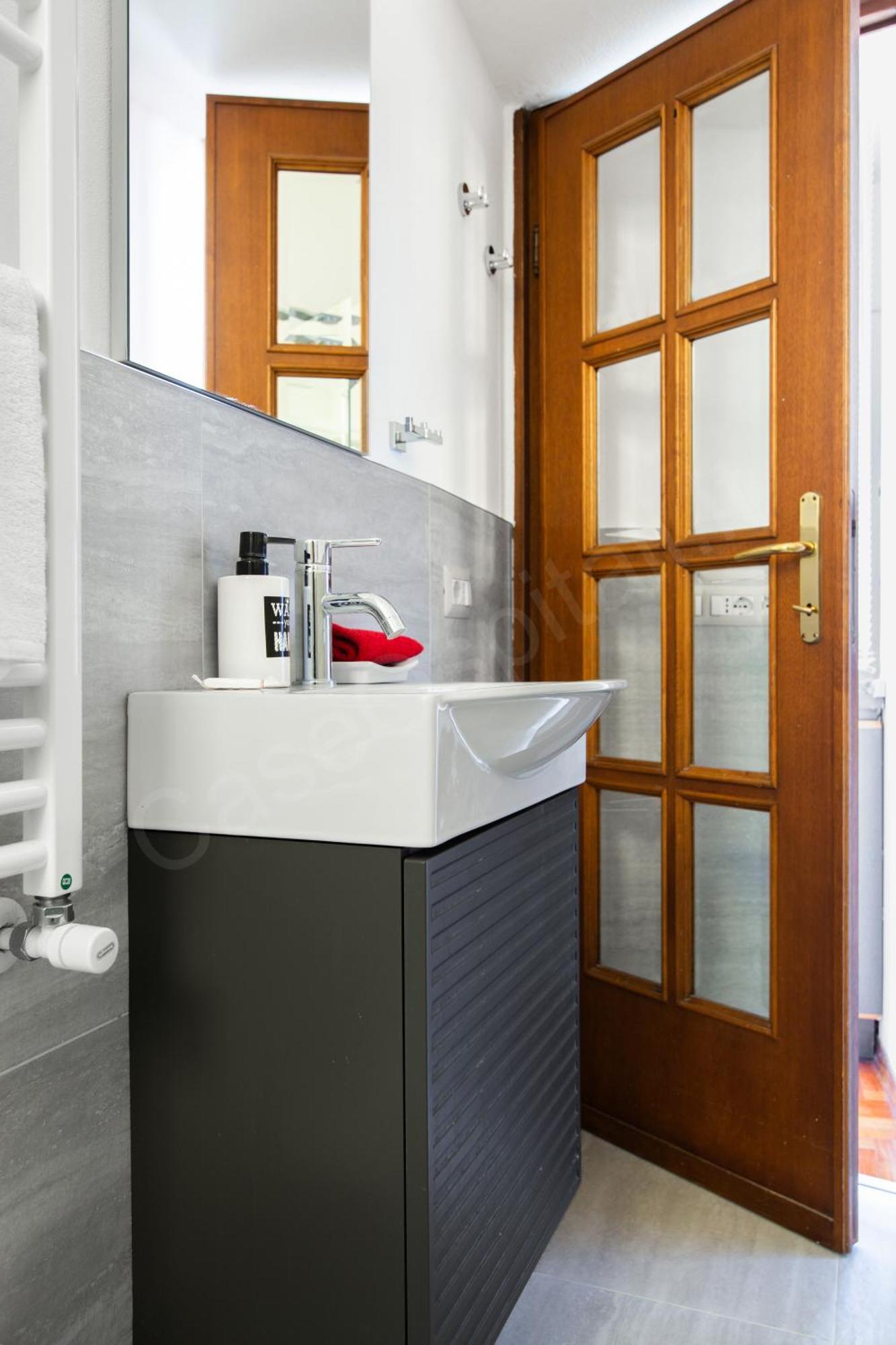 Caseospitali - Deangeli, Trilocale X5 Con Bagno Nuovo A 7 Fermate Dal Duomo